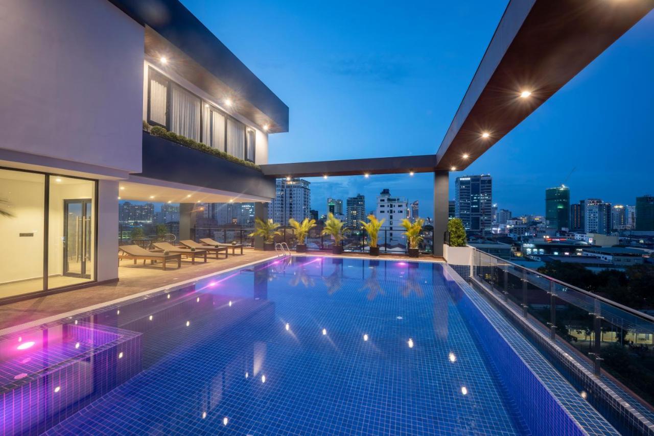 Residence 105 Hotel And Apartment Phnom Penh Exterior photo