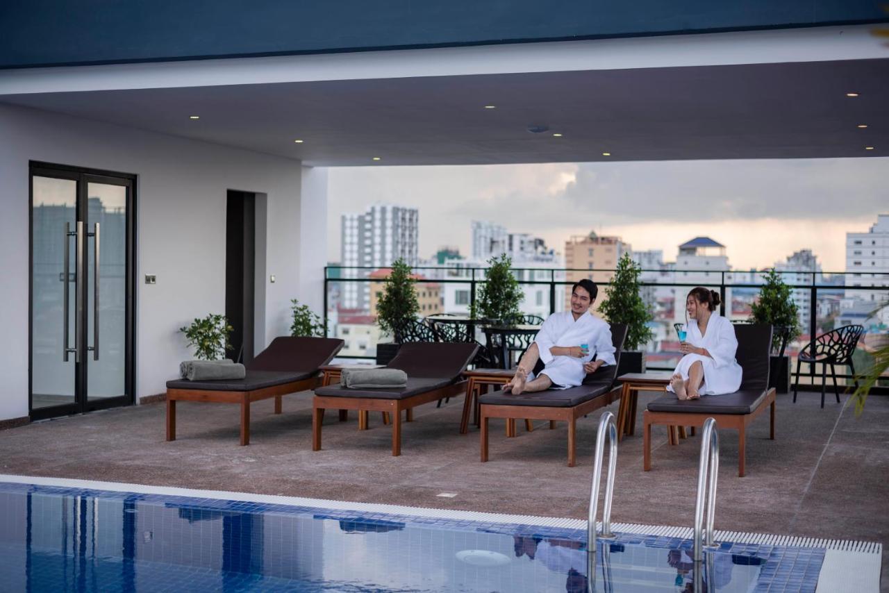 Residence 105 Hotel And Apartment Phnom Penh Exterior photo